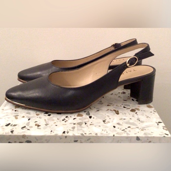 NEW w Box - TALBOTS Navy Leather Slingback Shoes - 7 B US - Picture 4 of 6
